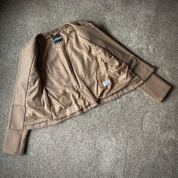 EXPRESS Tan Zip-Up Peplum Blazer - Picture 3 of 7